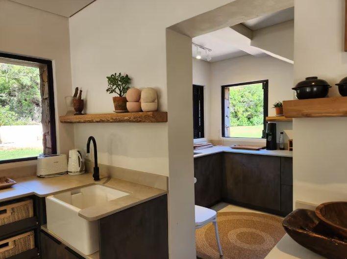 4 Bedroom Property for Sale in Keurboomstrand Western Cape